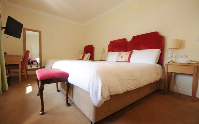 Casey's Hotel Glengarriff