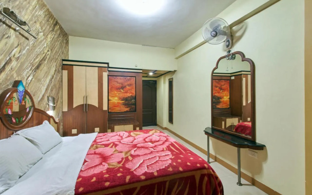 Hotel Sarkar Palace