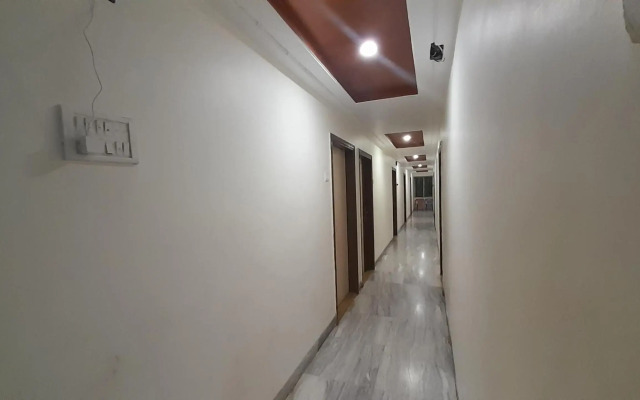 Hotel S K Palace