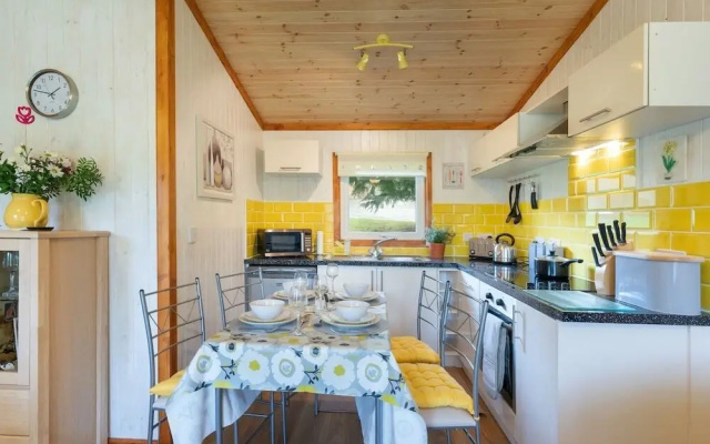 Catkin Lodge
