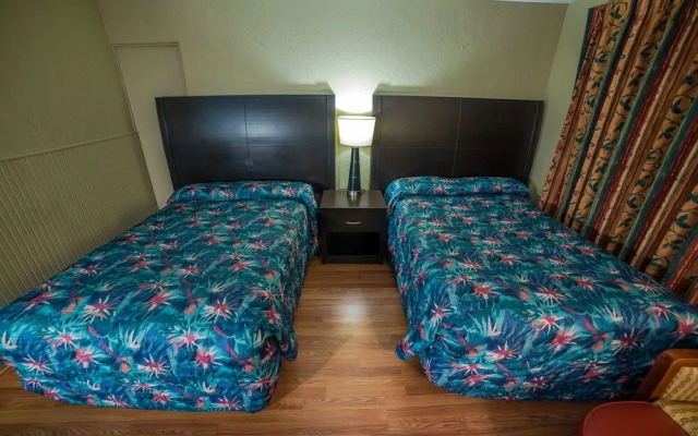 Deluxe Inn