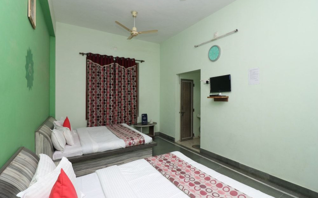 Oyo 22644 Bhagat Palace