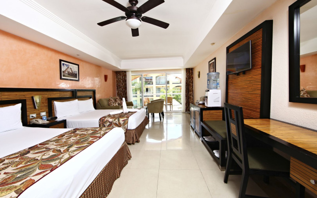 Отель Sandos Playacar All Inclusive