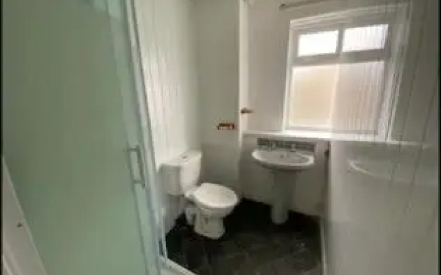 Lovely 1 bedroom flat with free parking and WiFi