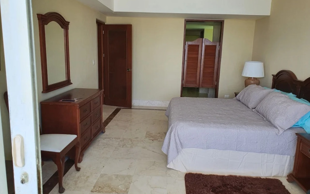 Puerta del Mar Cozumel