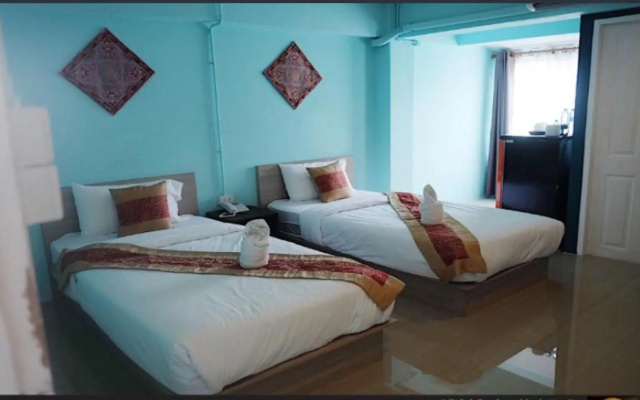 OYO 983 The Private Hotel