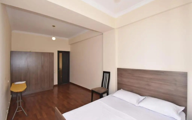 Mashtoc33 New apartment Yerevan center
