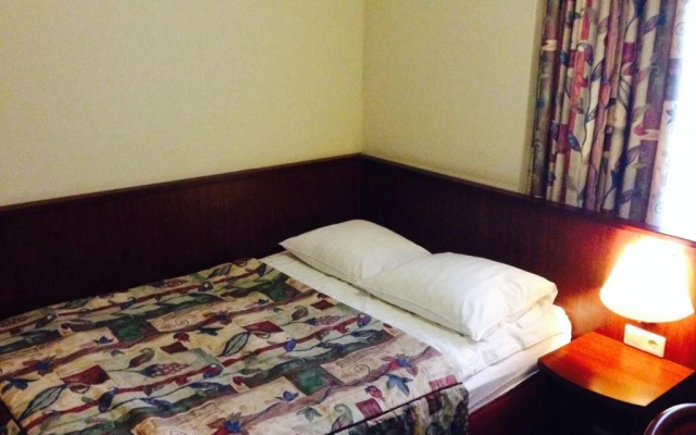 Dutch Hotel