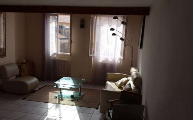 Апартаменты Apartment With one Bedroom in Nice, With Wonderful City View and Wifi комната для гостей