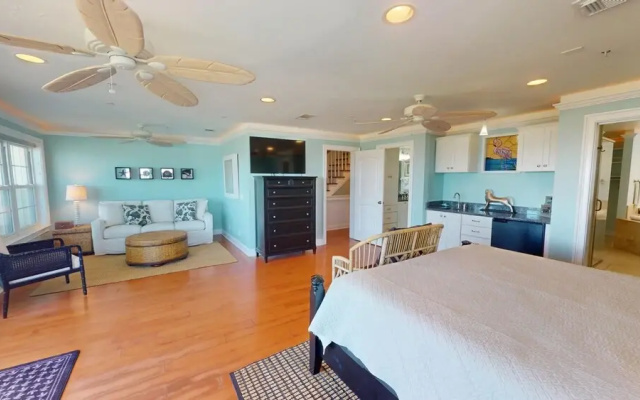 1801-B Strand Avenue by Tybee Vacation Rentals