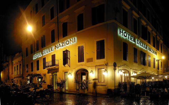 Hotel Delle Nazioni вид на фасад
