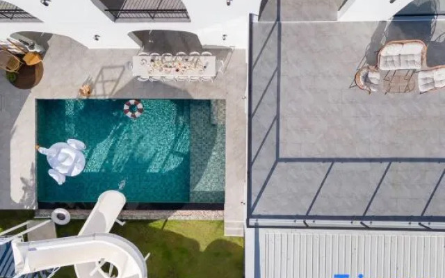 Walnut House Poolvilla - Goodly Poolvilla