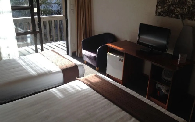 Tanoa Paihia