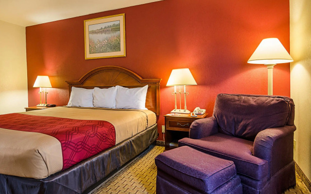 Econo Lodge Richmond North
