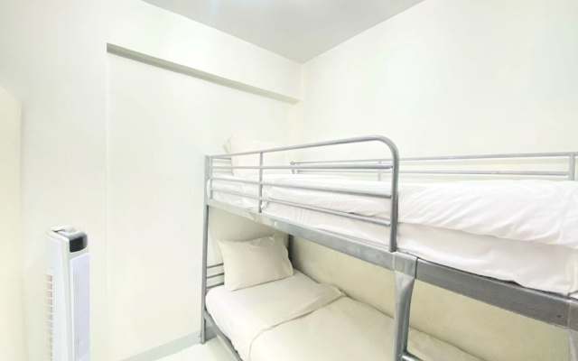Modern And Tidy 2Br Apartment At Gateway Ahmad Yani Cicadas