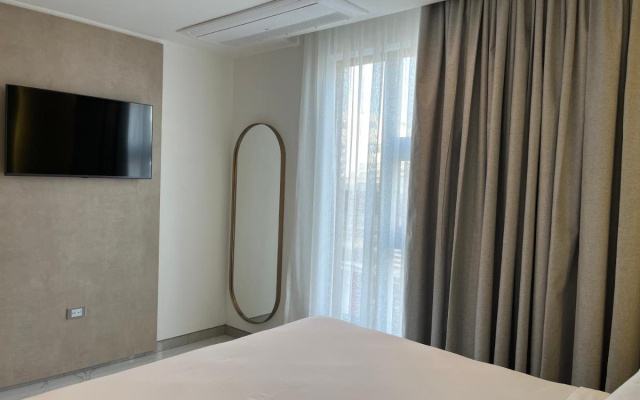 Delamar Hotel