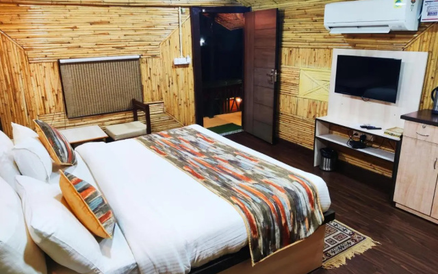 Hotel Bamboo Castle