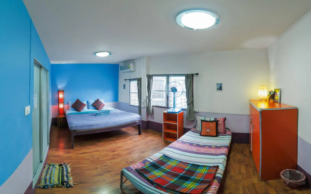 Kikies House