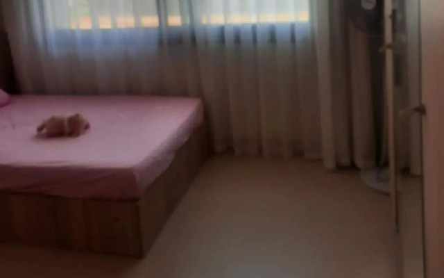 Whispering Waters, Two Bedroom With a Garden, Azha