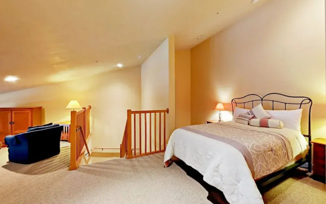 Crestview Condo #B304 by RedAwning