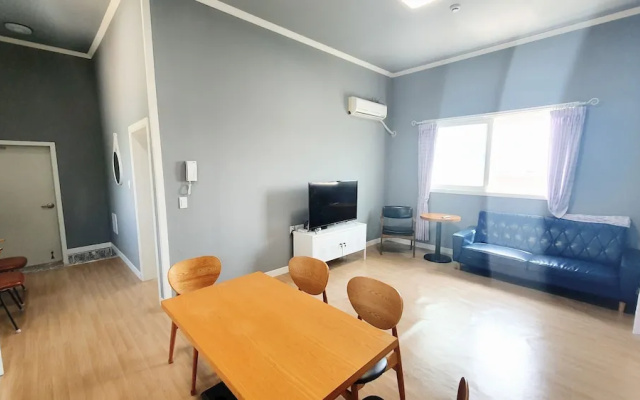 Ulsan Ganjeolgot View Pension
