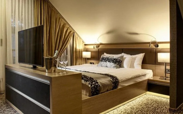 Avalon Resort & SPA
