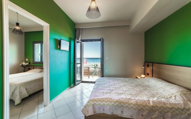 Tropical Hotel B