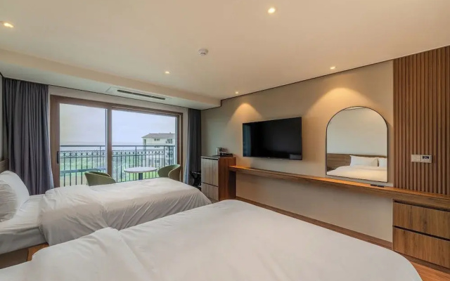 Wavejeju Hotel & Resort