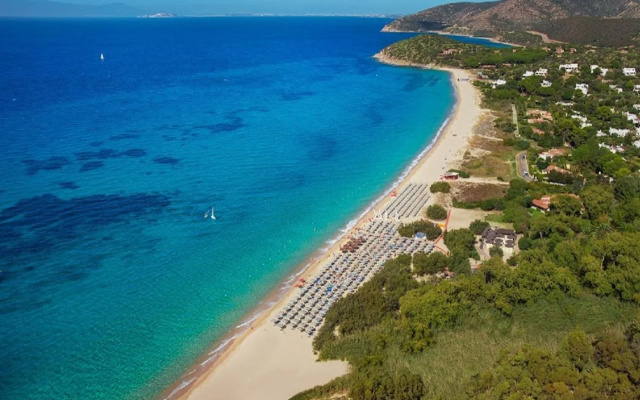 Курортный отель Calaserena Resort