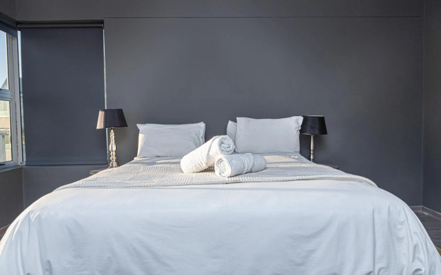 Spacious Luxury 3 Bedroom Apartment B401 Sea Spray