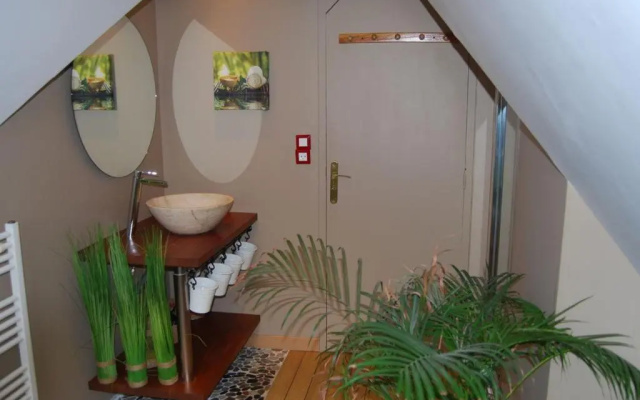 Maison avec piscine et sauna à Vire