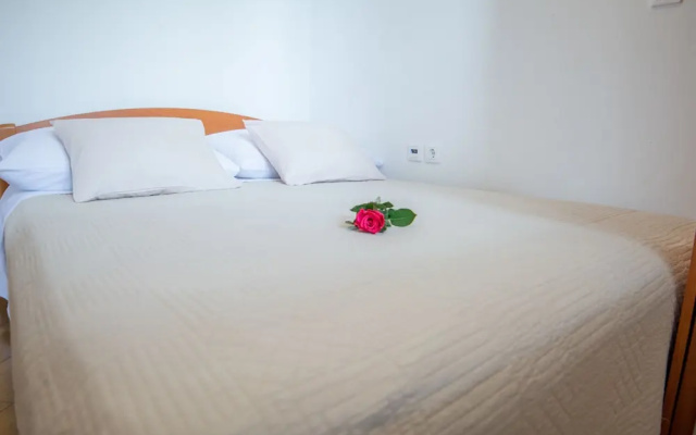 Apartments Sutalo