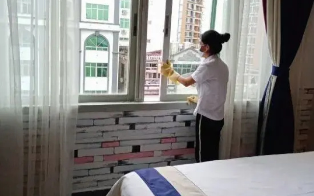 Qionghai Ziyoudao Hotel