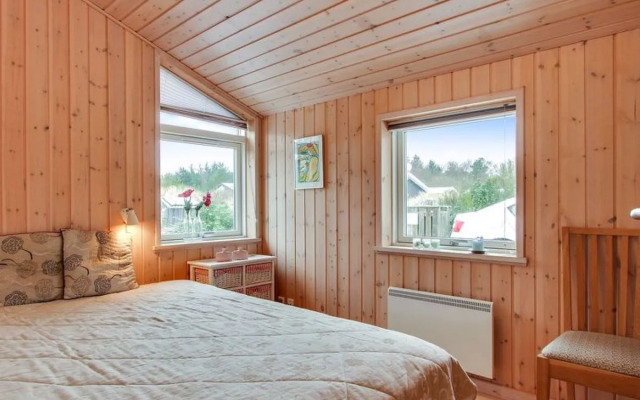 "Sylvia" - 2.3km from the sea in NW Jutland