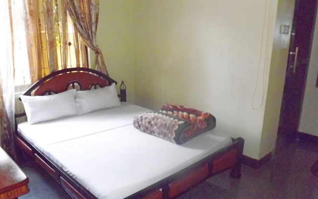 Oneira Hotel