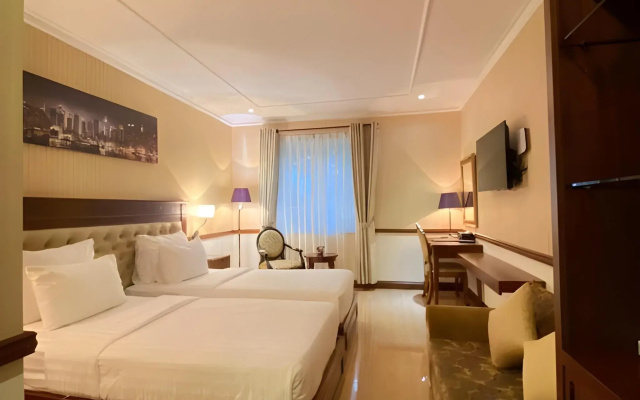 Central Hotel and Residences