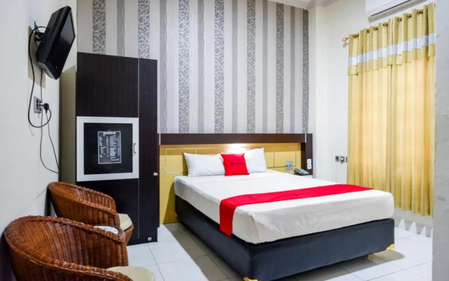 Formerly RedDoorz @ Hotel Bumi Palupy