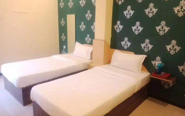 OYO 12049 Hotel Ravi Kiran Executive