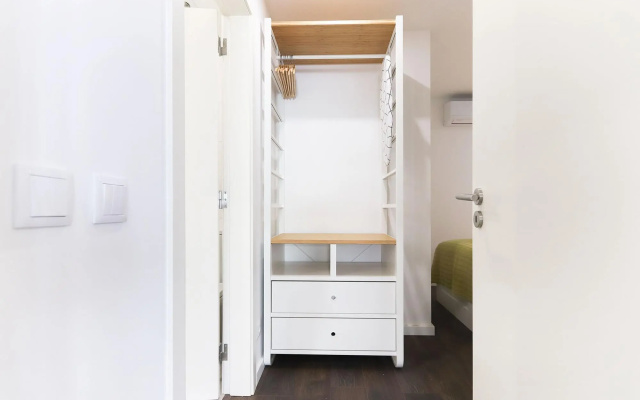 Benfica Apartments I by Homing