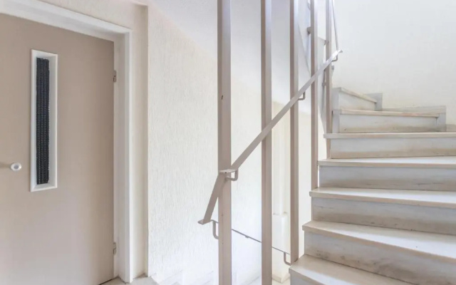 Athens Riviera -HiEnd flat at top Kavouri beach location