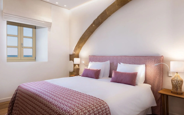 Avra Apartments Kolymbari Harbour