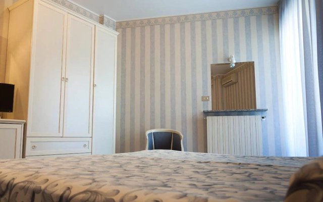 Hotel Riviera