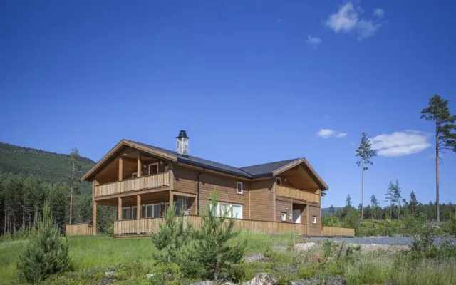 Lakehouse in Norway