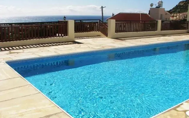 Paschali Hills Apartments