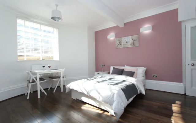 2 Kings Road Executive Studio Apartment