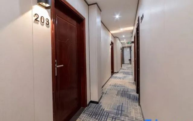 Jiangwan Haoyuan Hotel (Jiangnanxi Subway Station Zhongkai Academy Branch)