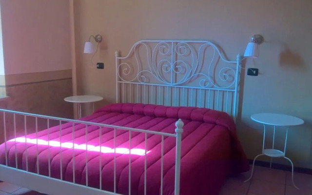 Mario Spagnoli - Hostel