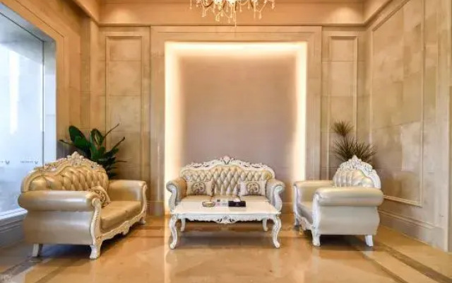 Vienna International Hotel 5.0 Versions  Shaoguan Qujiang Nanhua Temple Zhang Jiuling Park  Branch