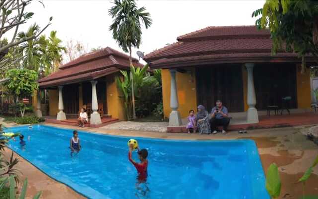 Excellence Villas & Hostel 1