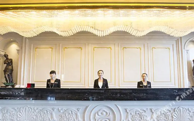 Yuhe Hotel